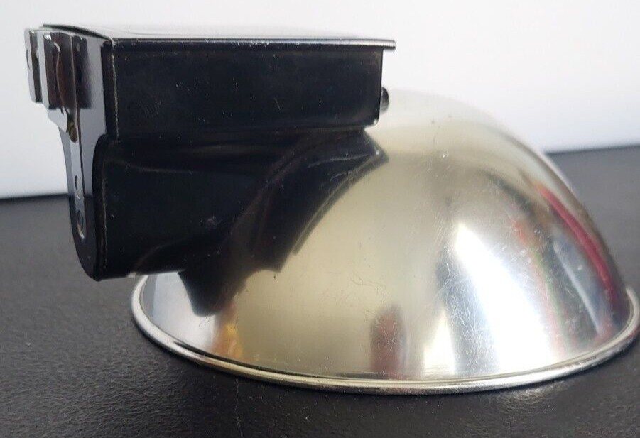 STEREO REALIST, ATTACHMENT FOR PHOTOFLASH. DAVID WHITE COMPANY. INCLUDES BULB