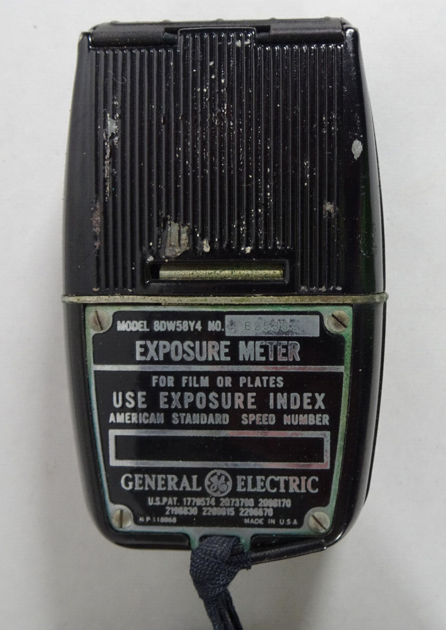 1948 General Electric GE DW-58 Exposure Light Meter With Case & Strap UNTESTED