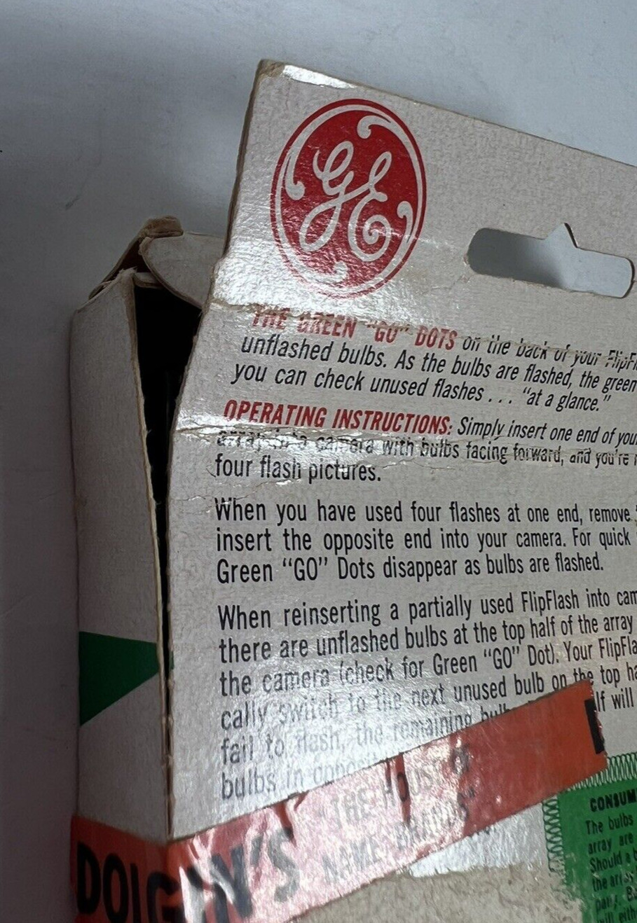 Vintage GE Flip Flash Twin Pack Original Packaging 16 Flashes Green Dot NOS