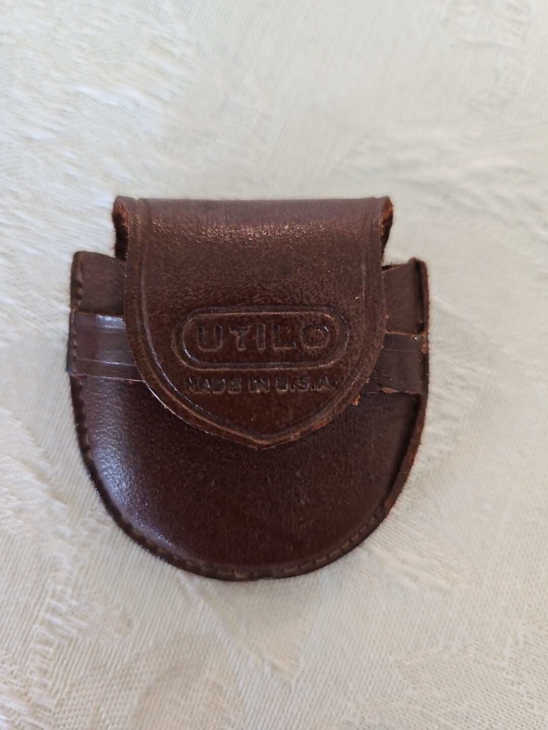 Vintage Mid-Century Leather Utilo Lens Holder For Rollei Made In USA