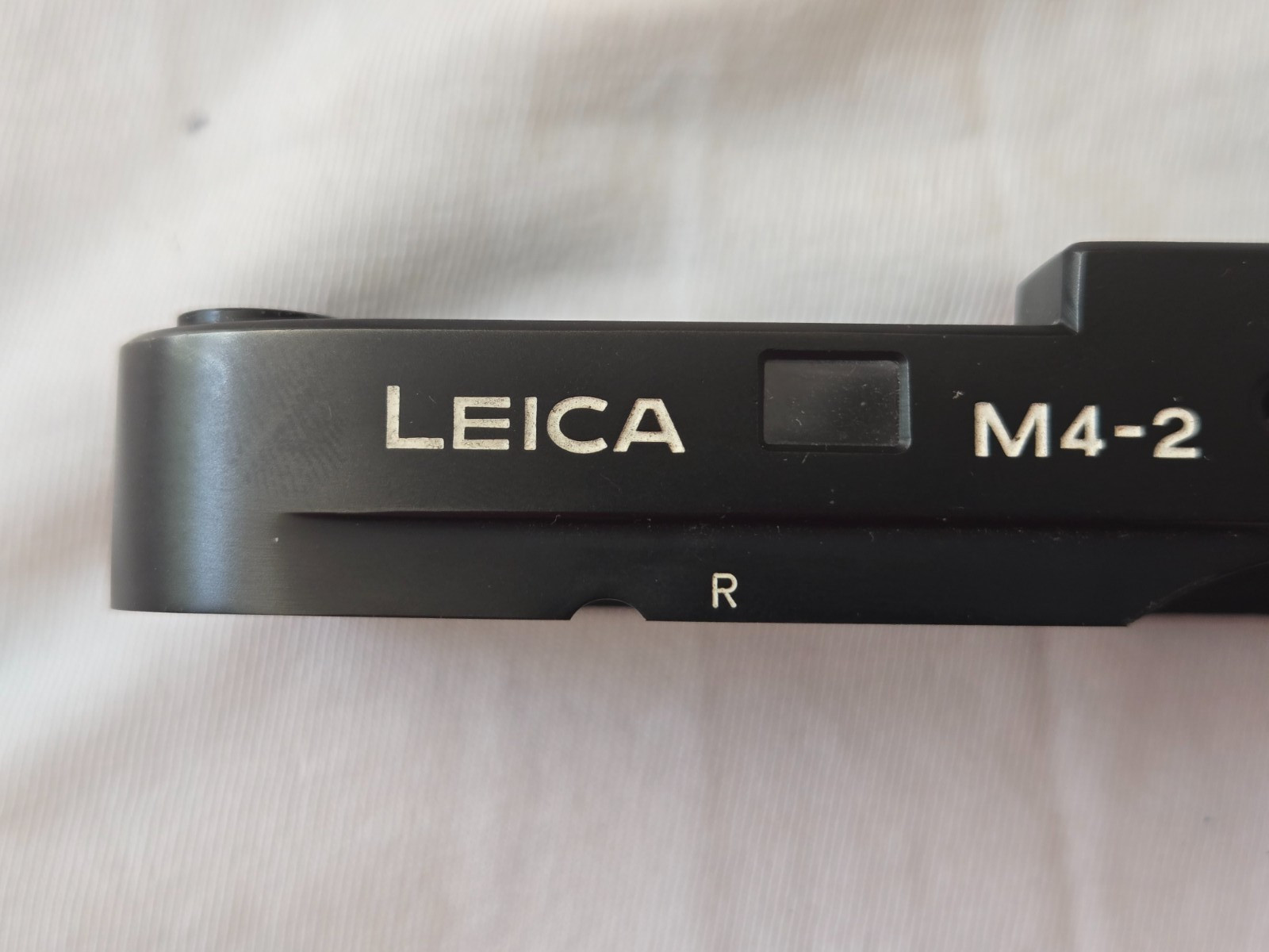 Mint! Original OEM Parts – Leitz Leica M4-2 Top Plate w/ View Window Glasses