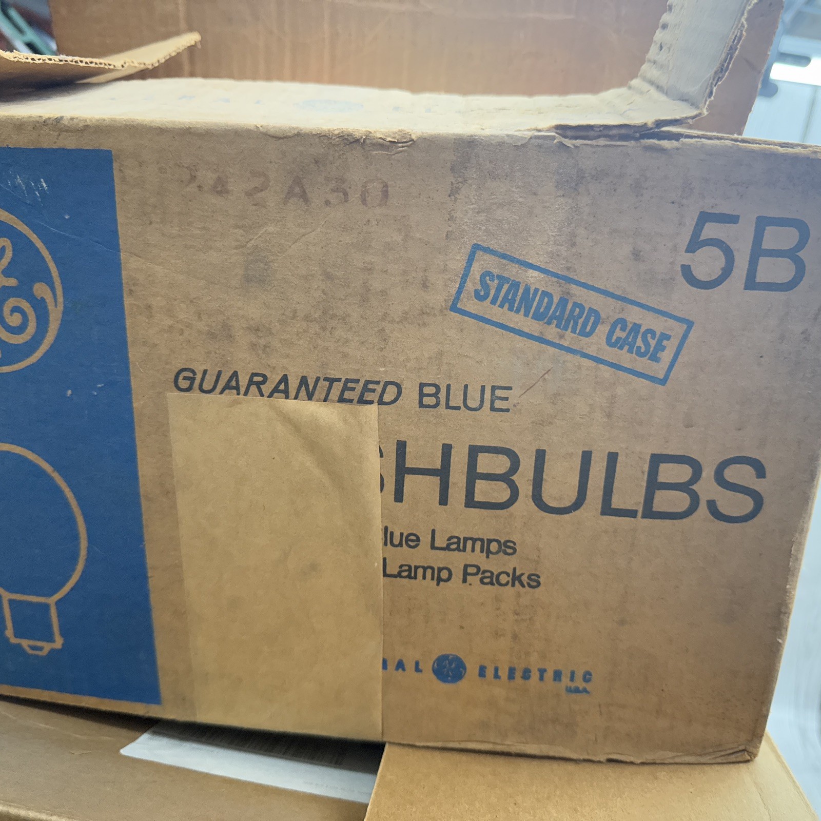 Vintage GE Flashbulbs 5B Flash Bulbs in Original Box 12 Bulbs