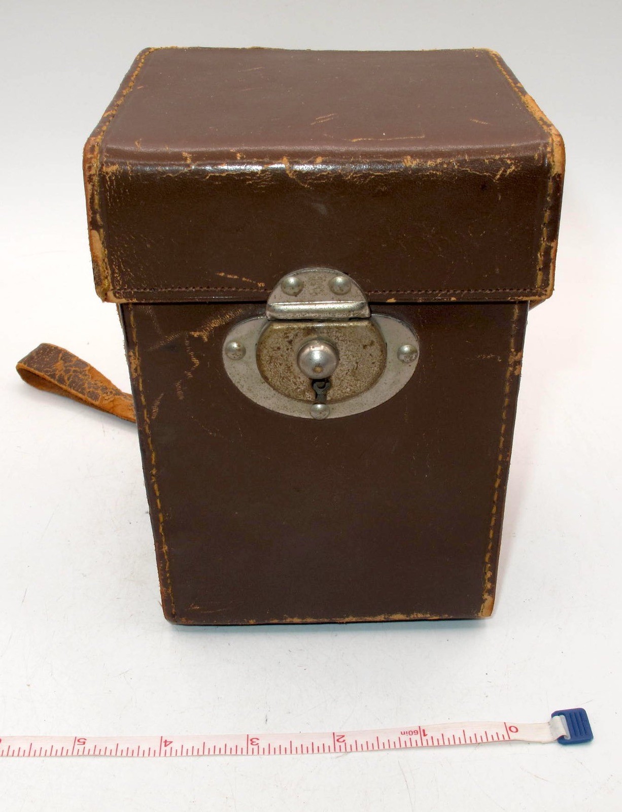*VINTAGE* BROWN HARD CASE 6″x 4″ x 4″ WITH STRAP-GOLD INTERIOR-WORKING CLASP