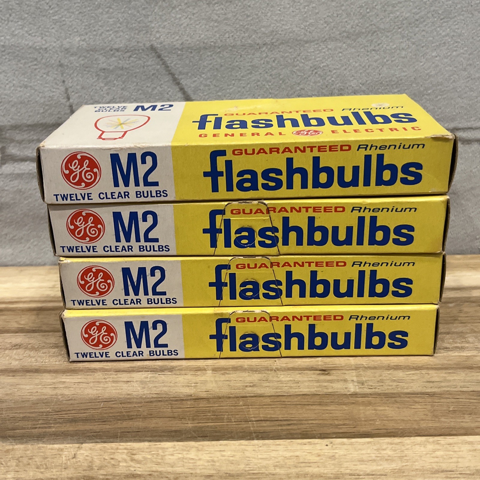 Vintage General Electric M2 GE Guaranteed Rhenium Flashbulbs USA 4 Packs of 12