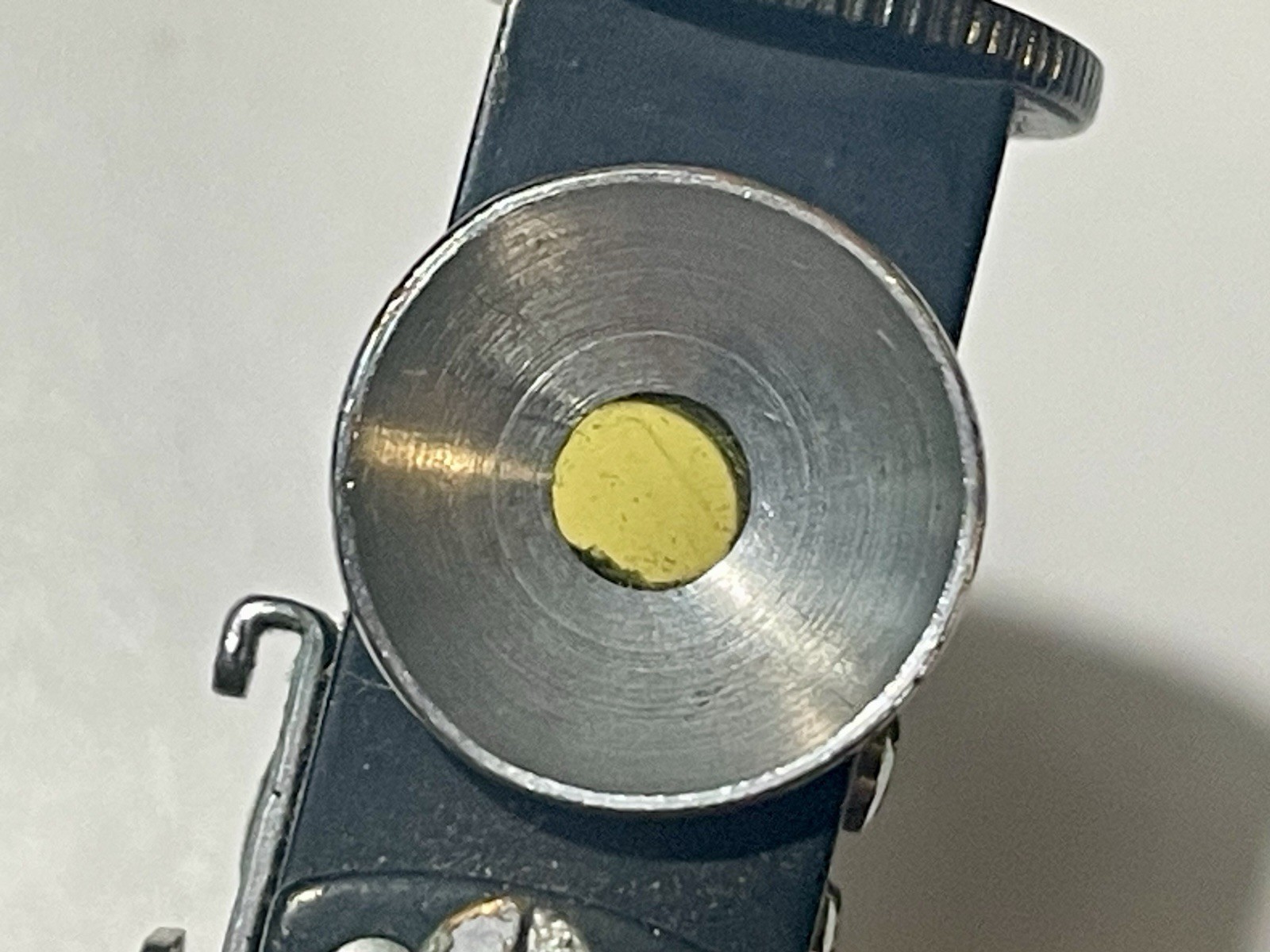 Vintage Saymon Brown Camera Rangefinder New York USA As-Is For Parts Repair 3″