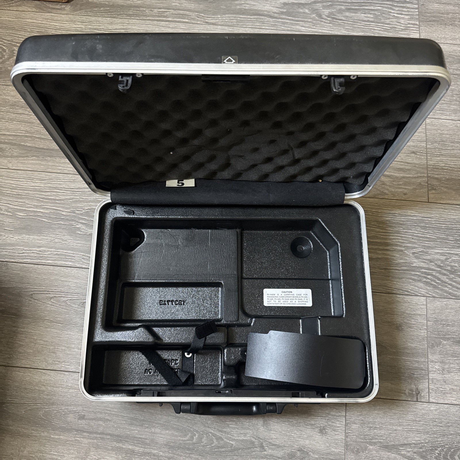 PANASONIC OmniMovie PV-H40M Hard Case – PV-420, PV-425, PV-S440 Compatible