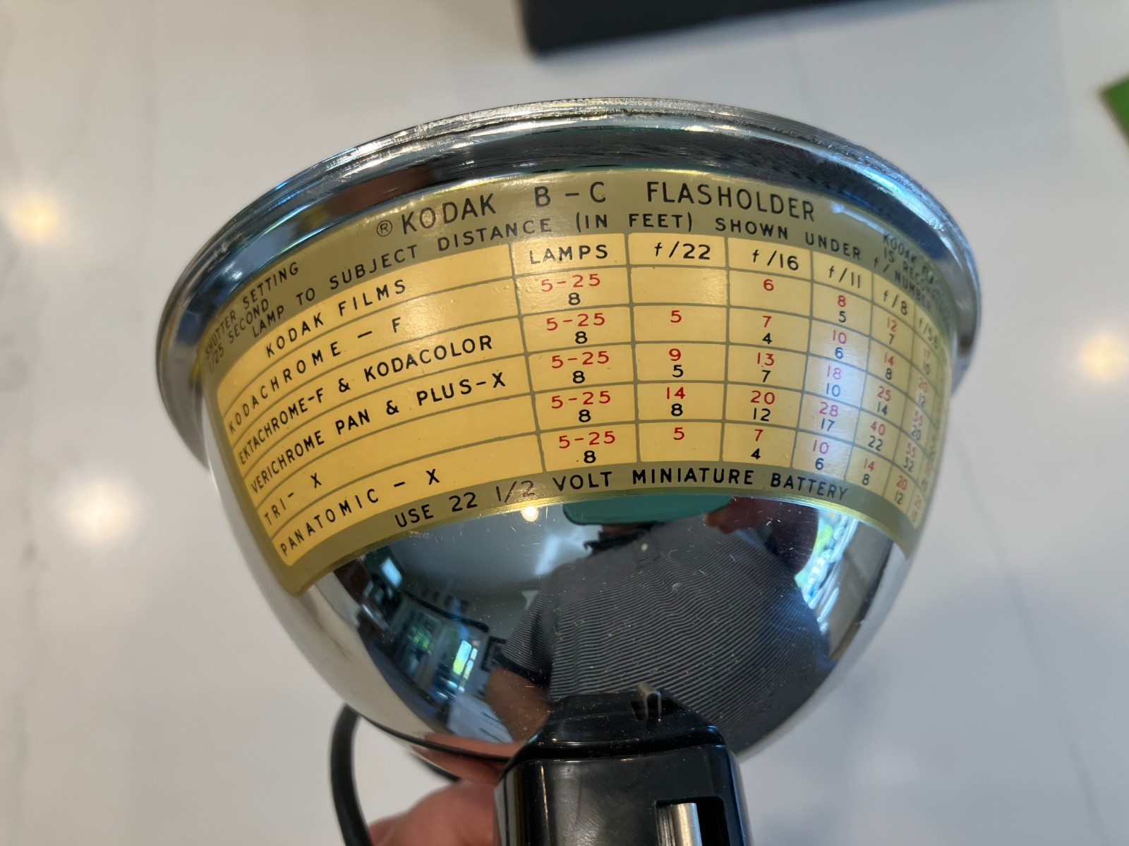 Kodak B-C Flashholder Flash Bulb Holder with Lumaclad Reflector in Box Model 730