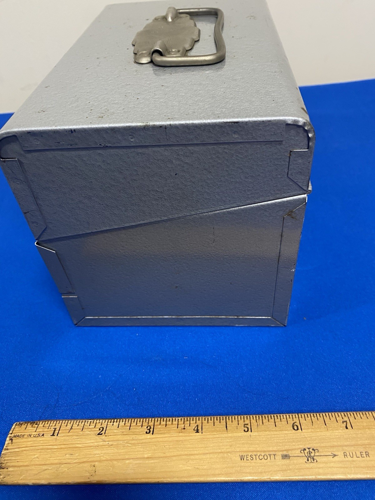 Vintage Metal Reel/film Case 10-12 Slots