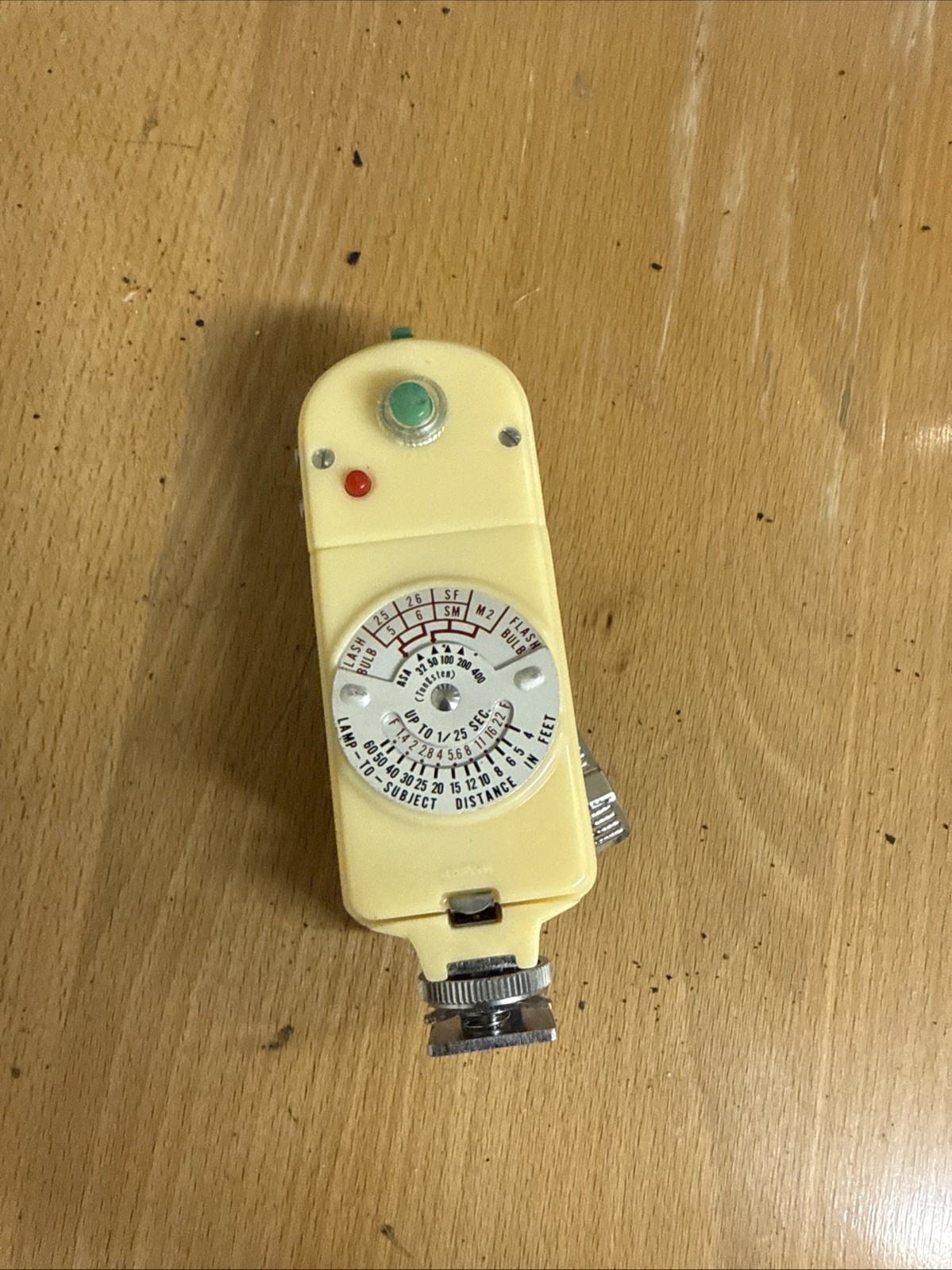 Vintage Minolta Fan Style Flash Gun with Case Cable Battery And Capacitor
