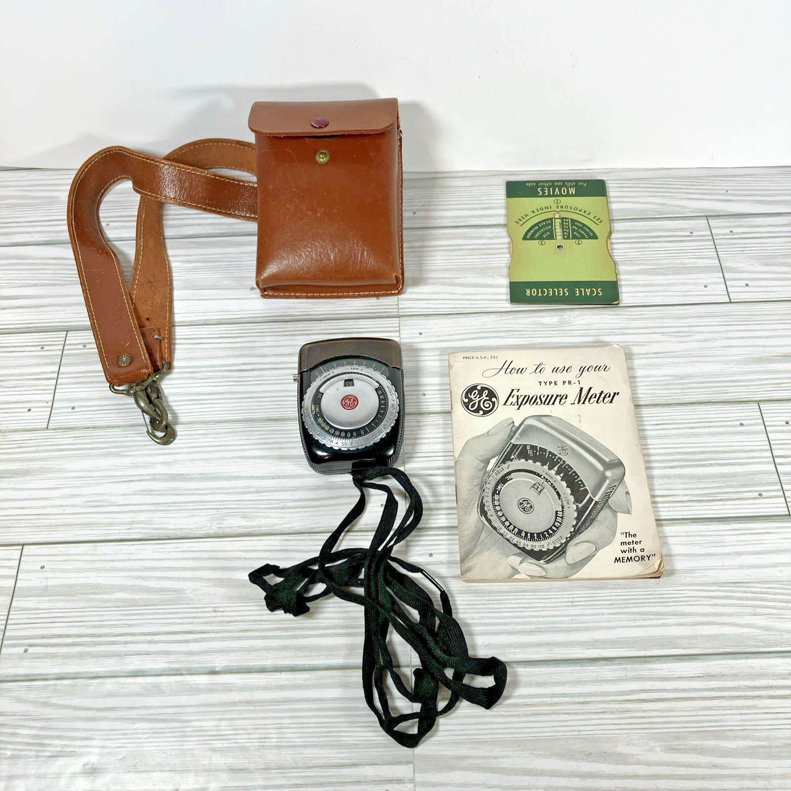 GENERAL ELECTRIC PR-1 CAMERA EXPOSURE LIGHT METER With Manual VTG Untested