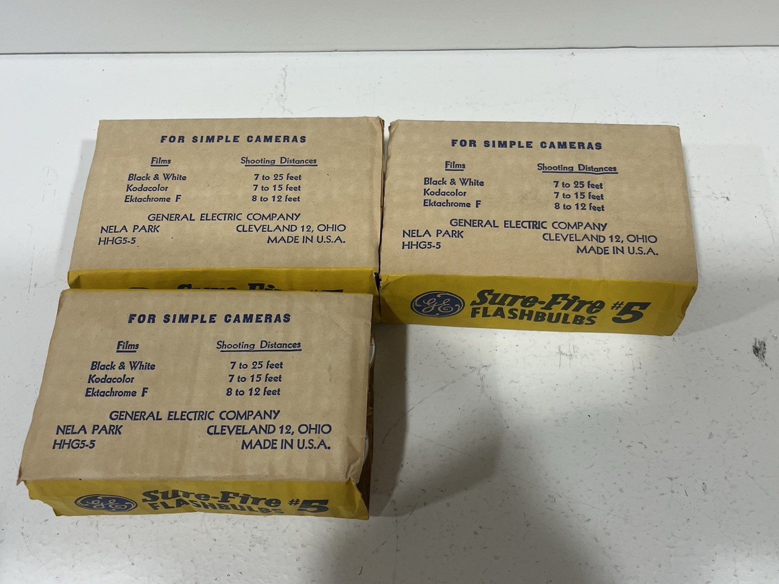 Vintage GE GENERAL ELECTRIC Sure Fire #5 Flashbulbs ~ New Old Stock ~ 12 Bulbs