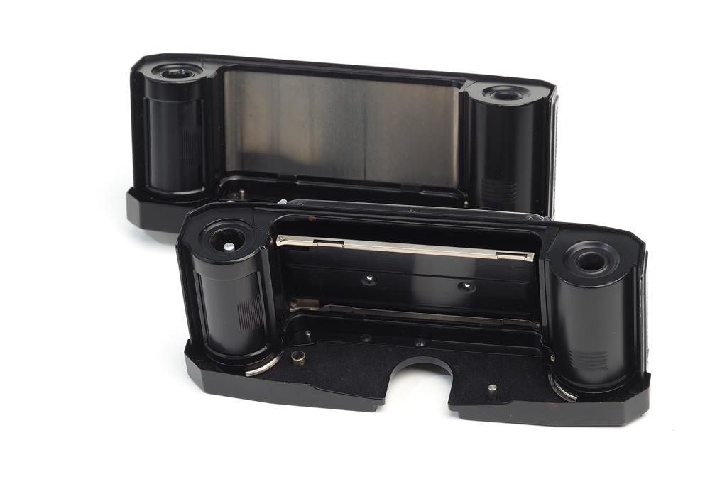 ZEISS Ikon 20.0304 2x Exchange Magazine Black For Contarex