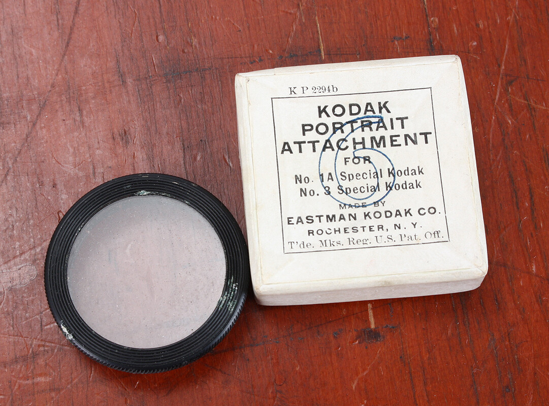 KODAK PORTRAIT ATTACHMENT 6, 30MM SLIP ON, IN DECENT BOX/cks/204019