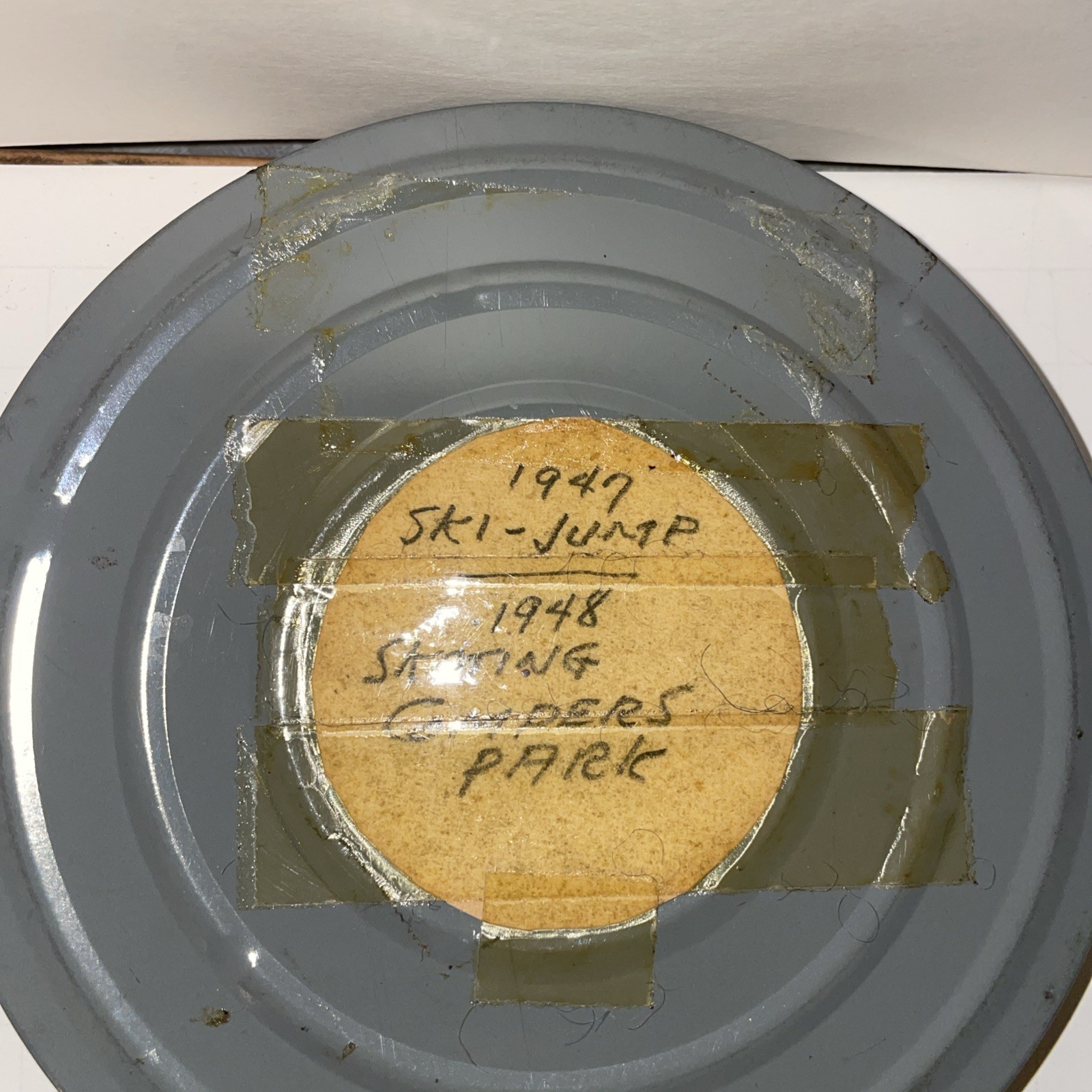 Brumberger Metal Case For 12 Reels – 5″ & 6″ Reel Canisters Included – No Reels