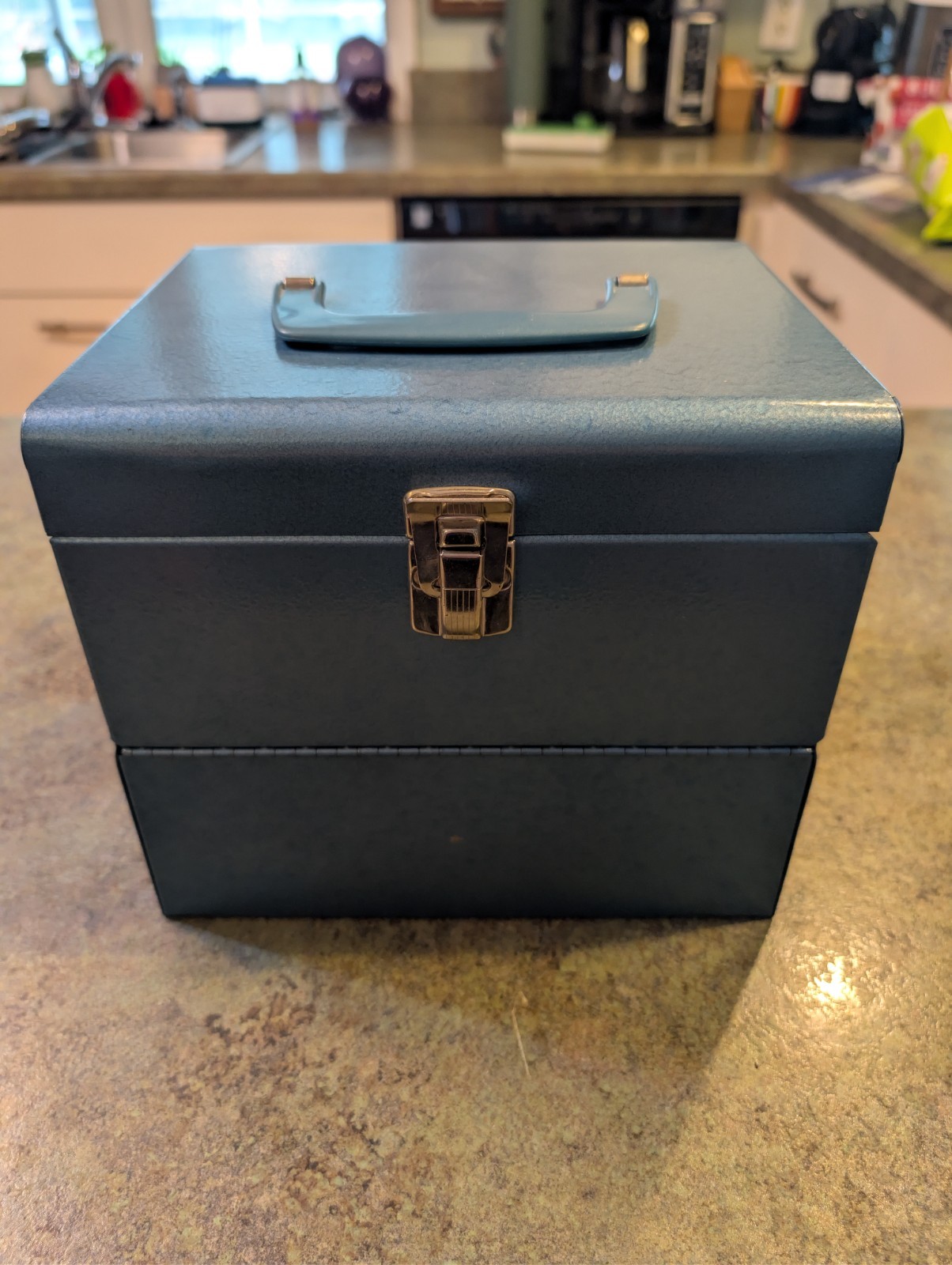 Vintage Bruce Film Storage Case w/ 2 Goldberg Dual 8mm 7″ Reels & 5″ Reel