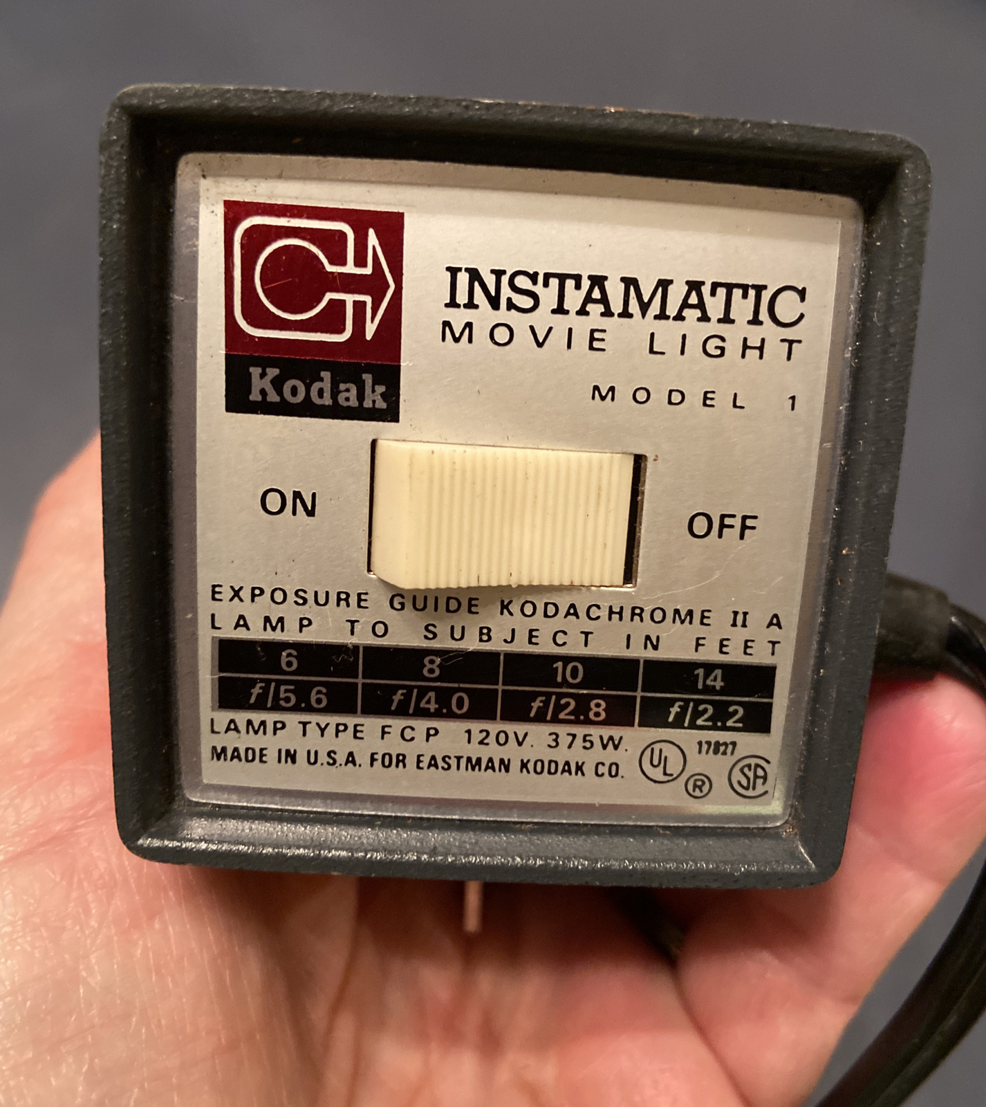Vintage Kodak Instamatic Movie Light Model Works