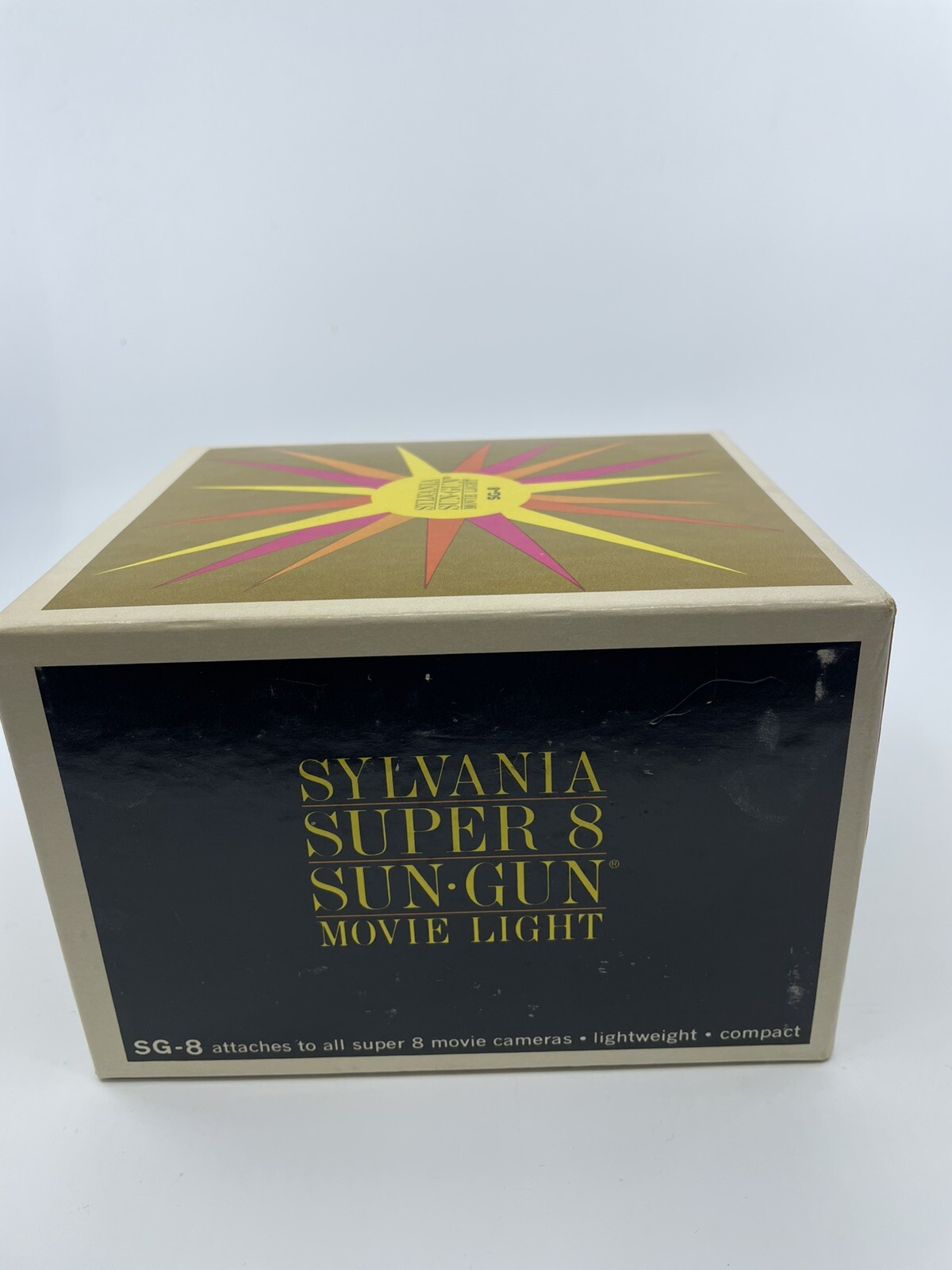 Vintage Sylvania Super 8 Sun-Gun Movie Light Model SG-8 With Box And Manual