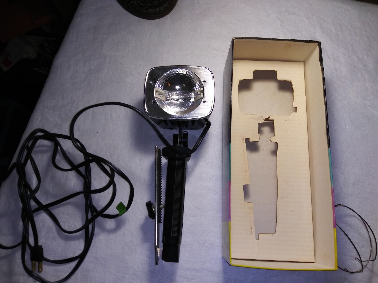 Vintage Sun Gun II 2 Movie Light Sylvania SG-55 Working with Box & Instructions