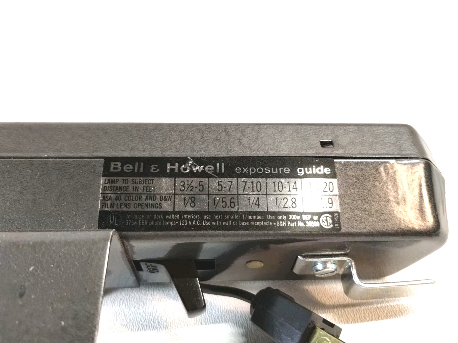 Bell & Howell 10″ Light Bar, Hammer Tone Dark Gray , Great Condition, Works.