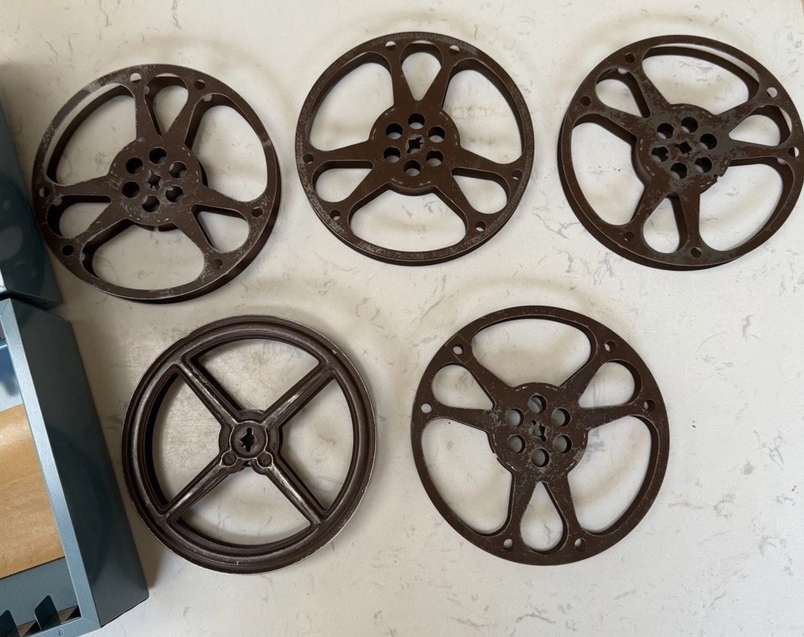 VTG Bruce 8mm Metal Capacity Movie Case Carrier Holder with 5 Metal Reels