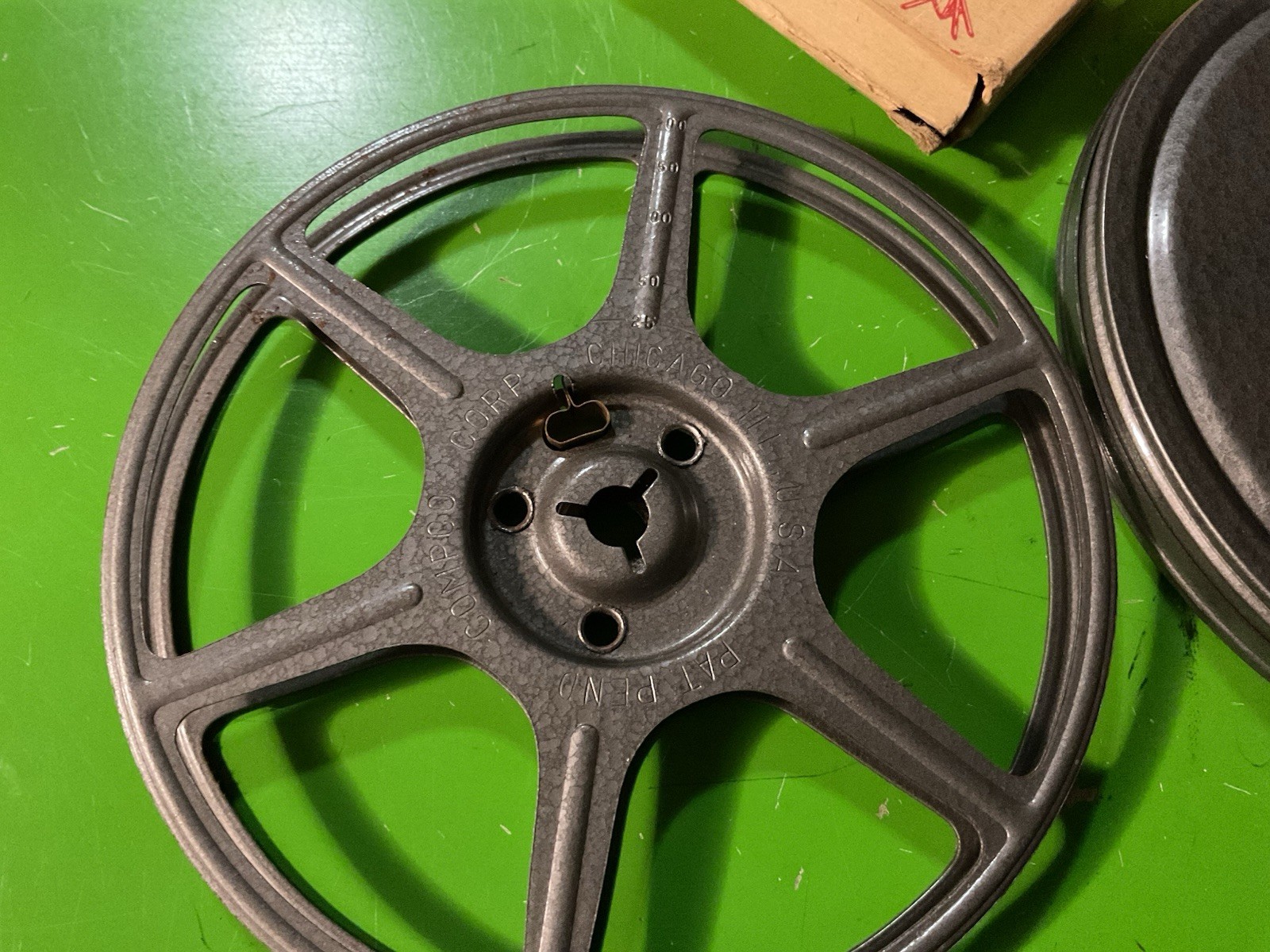 Vintage Compco Corp Can And 2 8mm Reels No 3c-114 In Orig Box