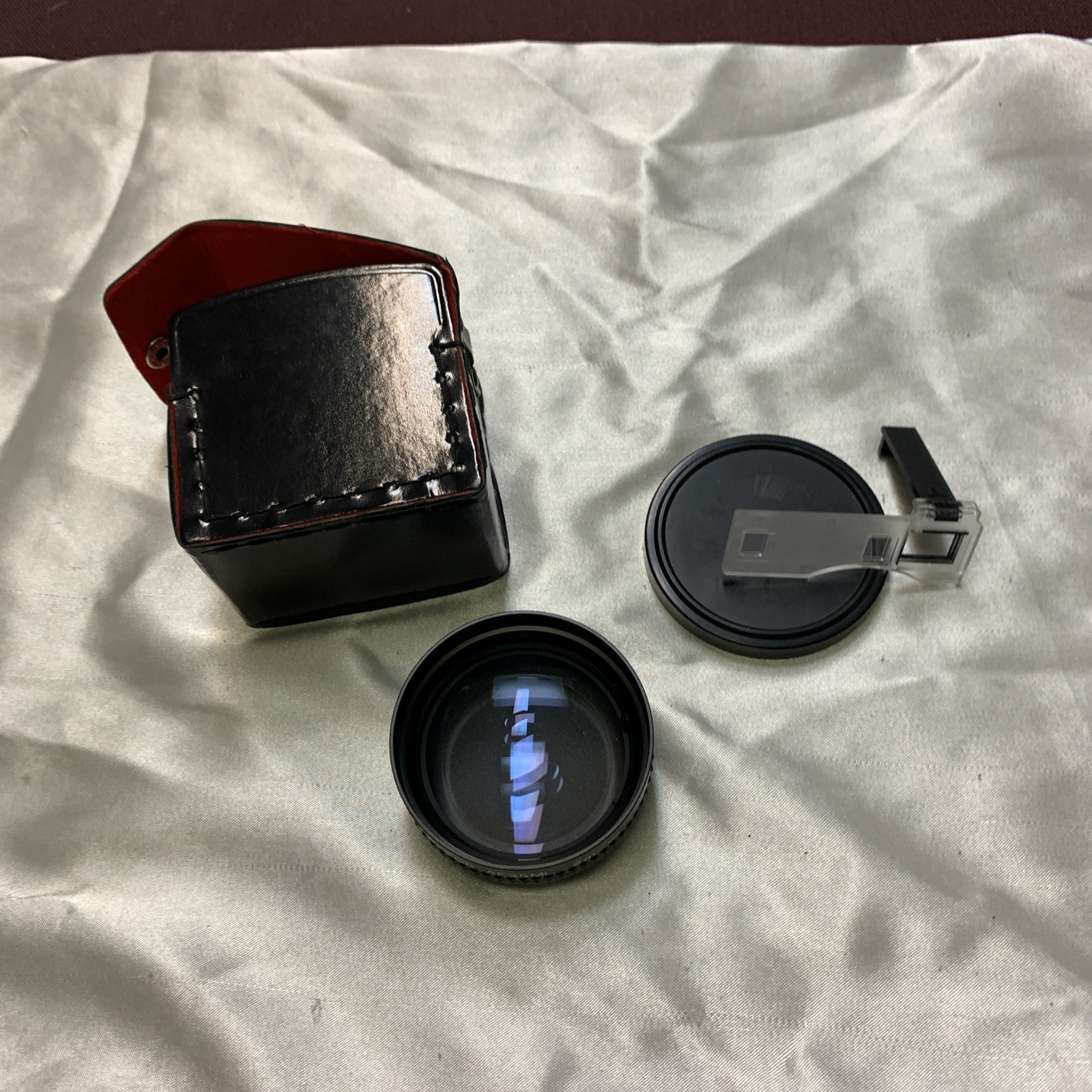 Star-D Aux Telephoto Lens L35AF +Lens Caps/ Leather Case And Viewfinder Add-On