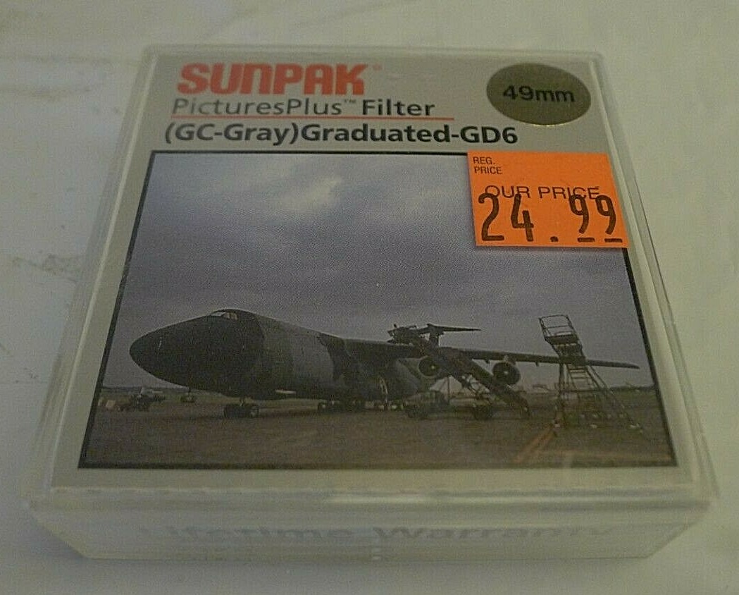 Sunpak 49mm GC-Gray Graduated GD6 Filter +Protective Case – Japan