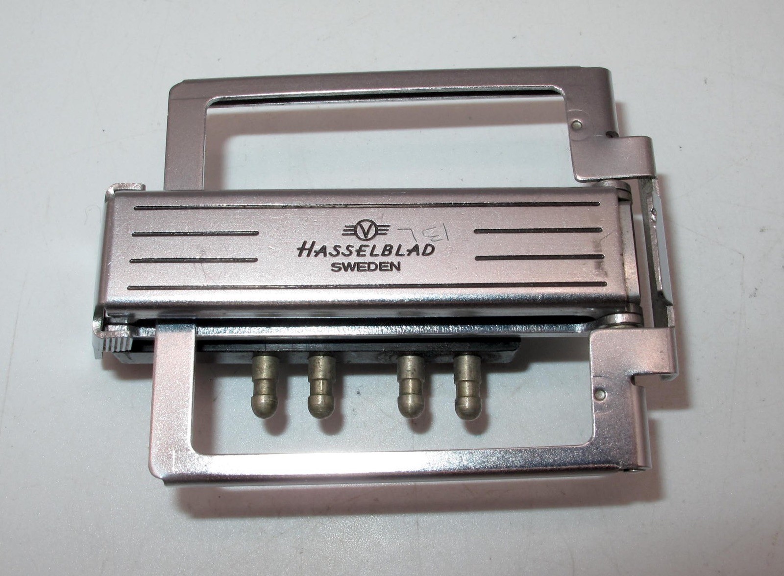 *EARLY* HASSELBLAD SPORTS LEVEL FINDER FOR 80MM LENS W/2 POST FLASH SYNC