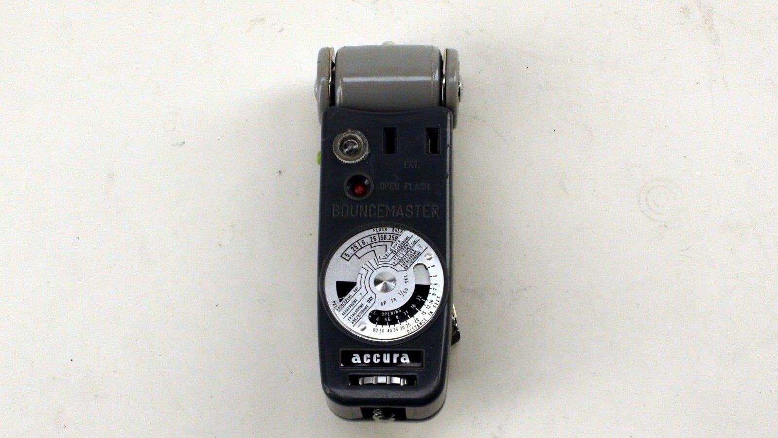 Vintage Accura Bouncemaster Camera Flash Circular