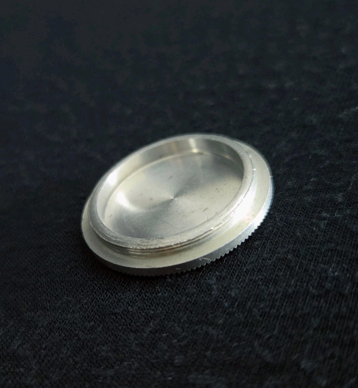 Lot of 5 Vintage 22mm Screw-In Metal Lens Caps SOM Berthiot & Kern Paillard…