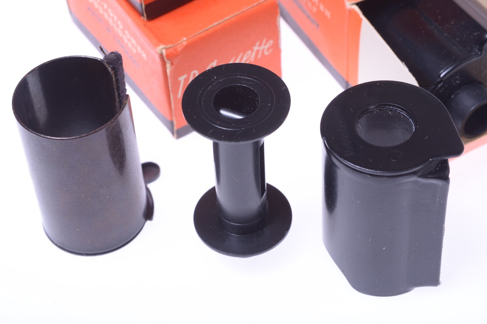 ✅ 1 ROBOT TR CAMERA 35MM BULK FILM MAGAZINE CANISTER + SPOOL *NEVER USED*