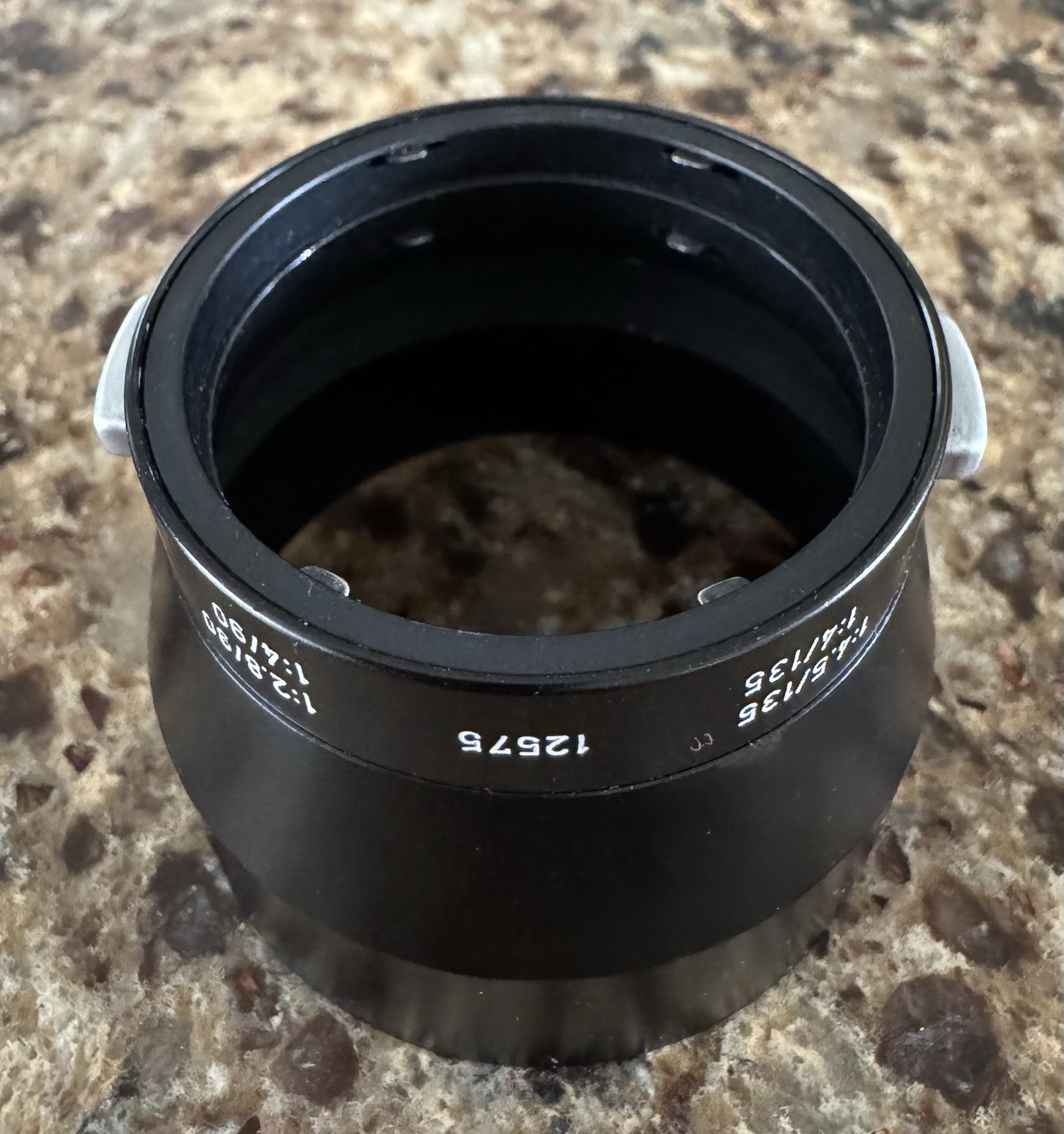 Leica Black 12575 Hood for 90mm/2.8or 4, & 135mm/4or 4.5- Nice