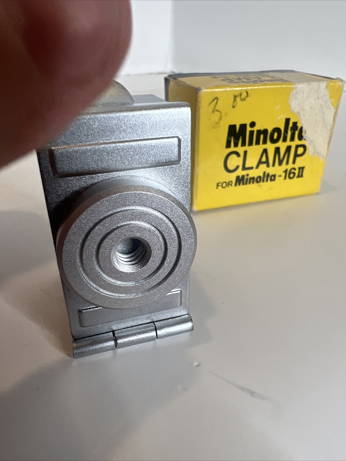 Genuine Minolta Accessory Tripod Shoe Clamp for Minolta 16 P, EE & EE II -Japan