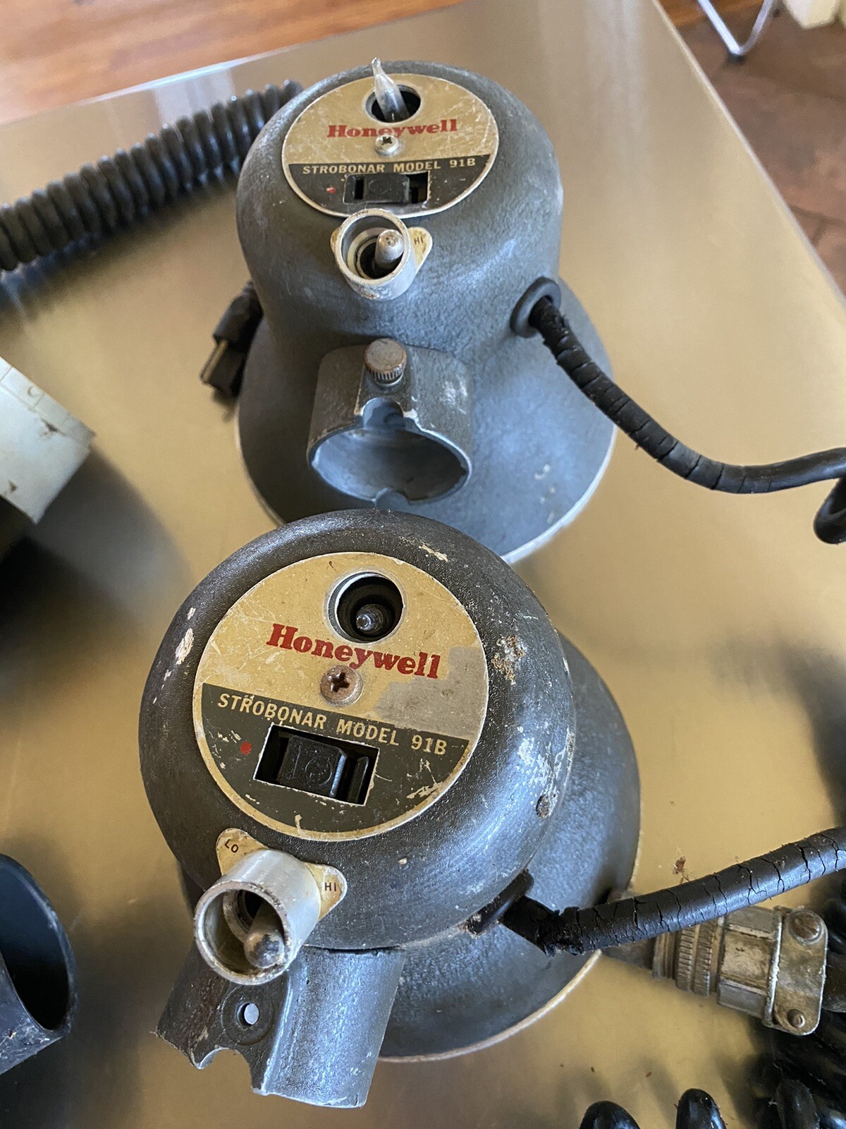 VINTAGE CAMERA LIGHTS FLASHES UNTESTED HONEYWELL, SINGER, HEILAND, GRAFLITE
