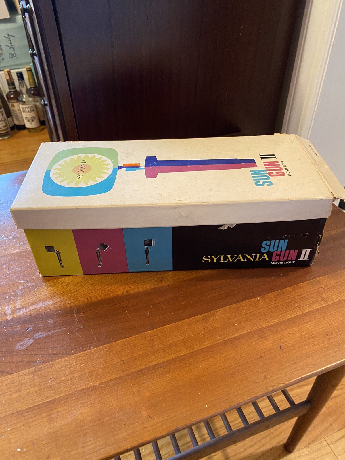 SYLVANIA SUN GUN II MOVIE LIGHT MODEL SG-55 MT CONDITION BOX HAS SOME WEAR PICS