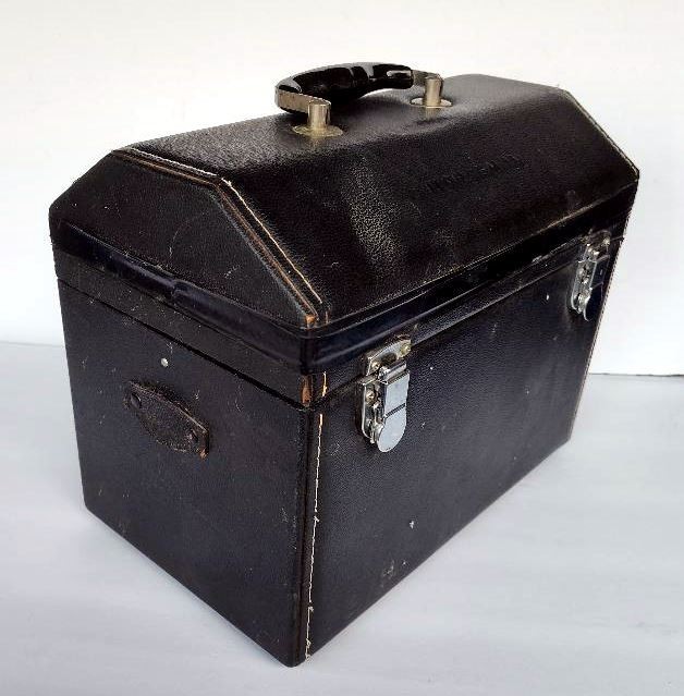 Vintage Horseman Genuine Camera Case (Black)