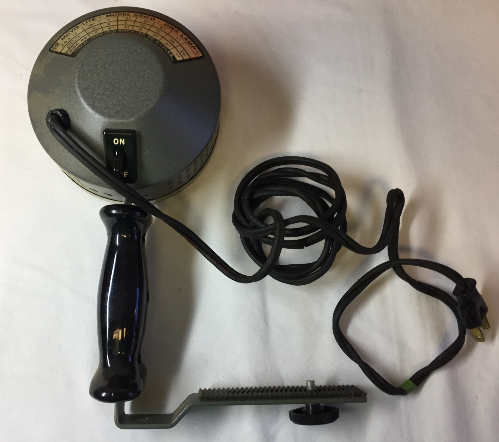 vintage KENCO MOVIE LIGHT in box ~ Single Beam LR 19526 ~ Movie Lite