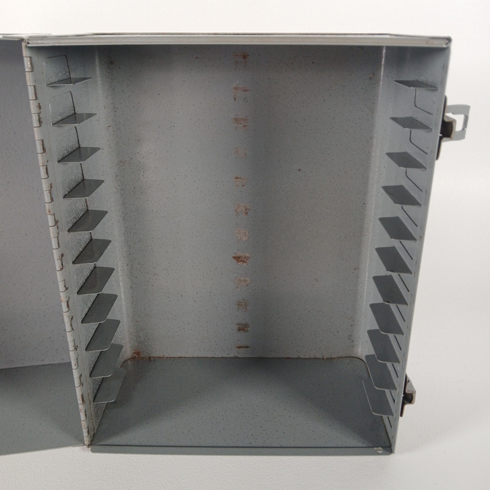 Vintage 50s Brumberger All Metal Movie Reel Box W/ 10 Empty Lafayette Cases