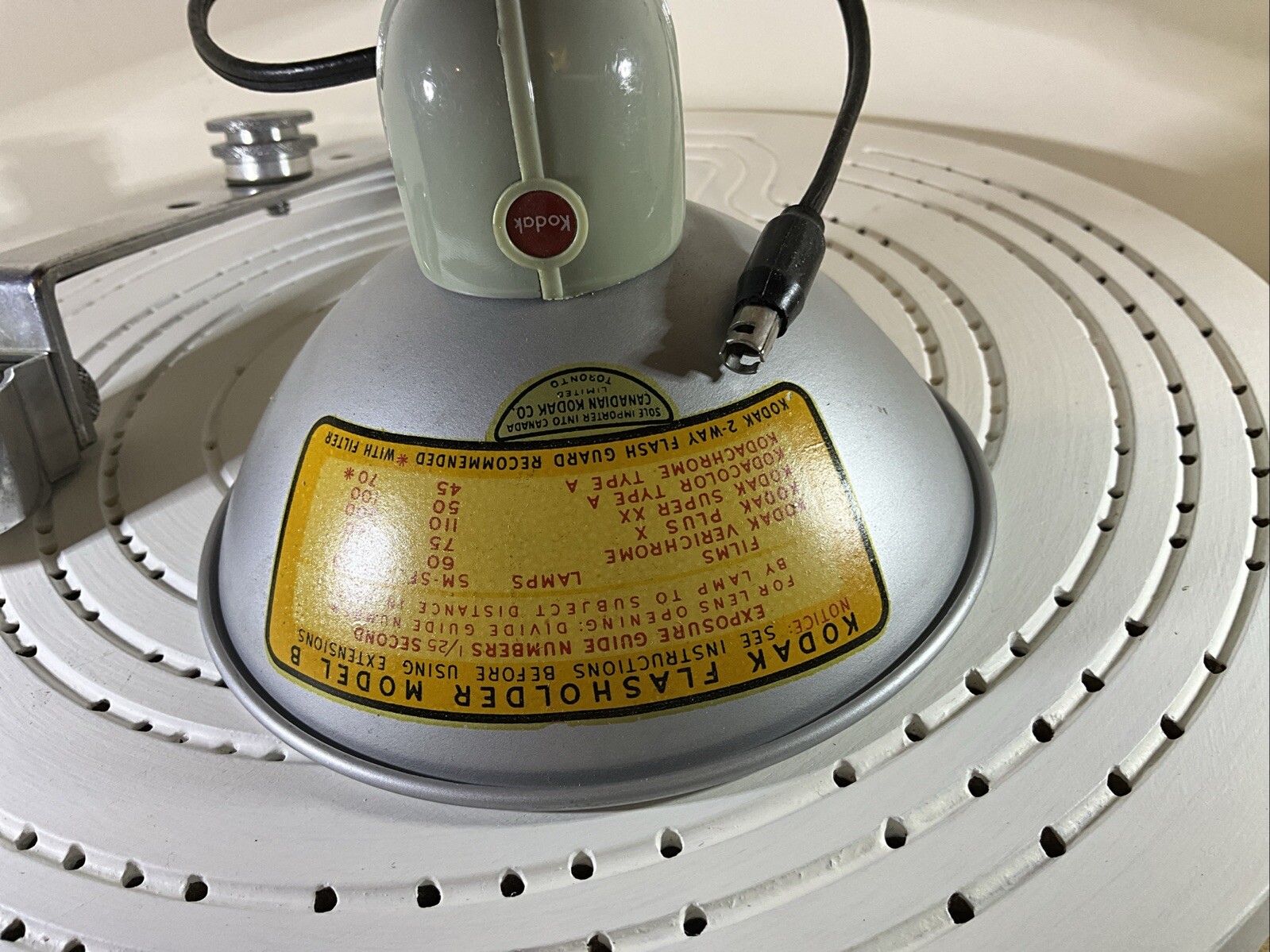 Kodak Flashholder Model B With Standard Bracket And Kodak 2-way Flashguard