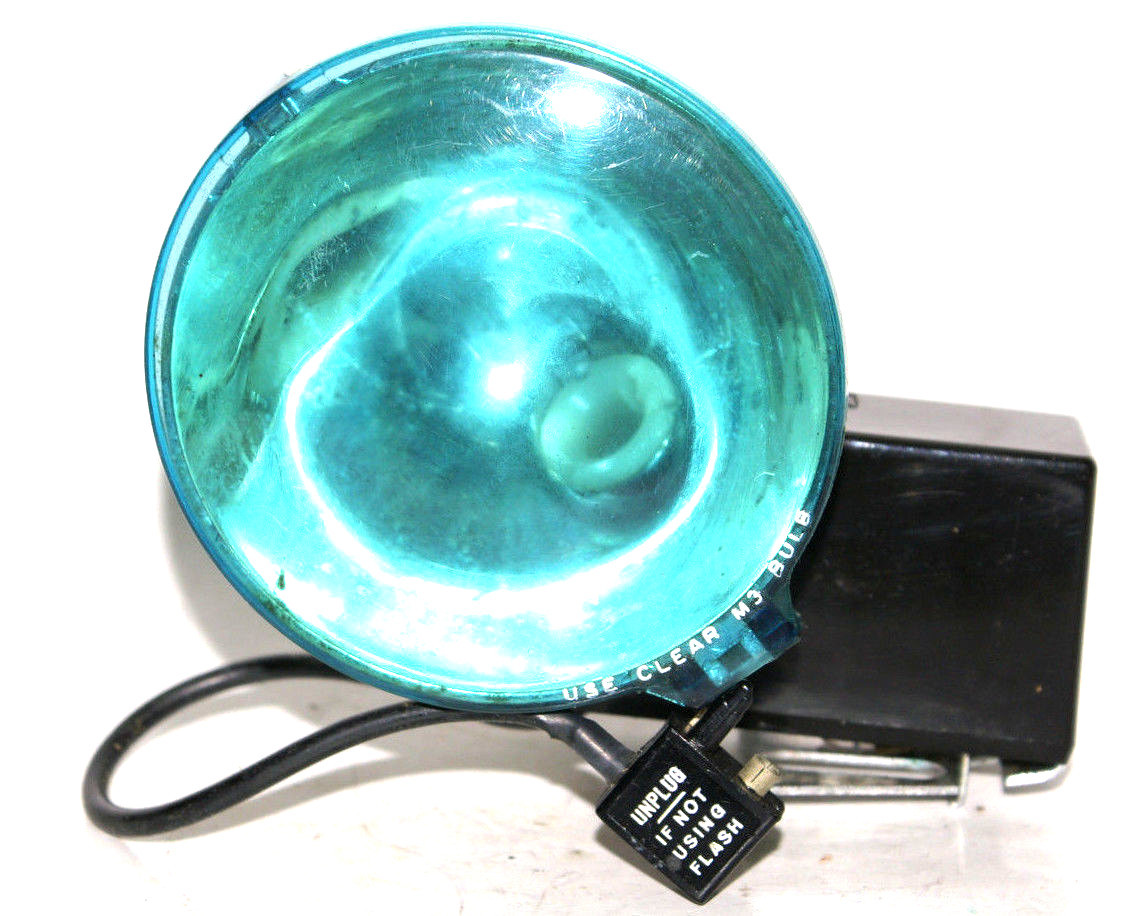 POLAROID Model 268 Flash Accessory — Use Clear M3 Bulb