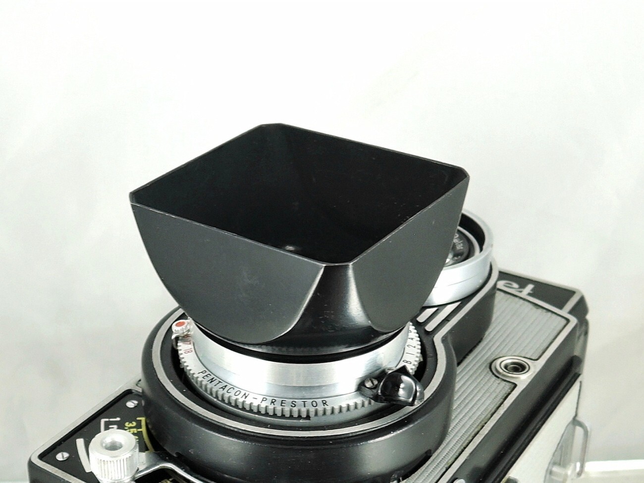 Shade hood Flexaret Meopta square bayonet B40 metal + Genuine box very nice