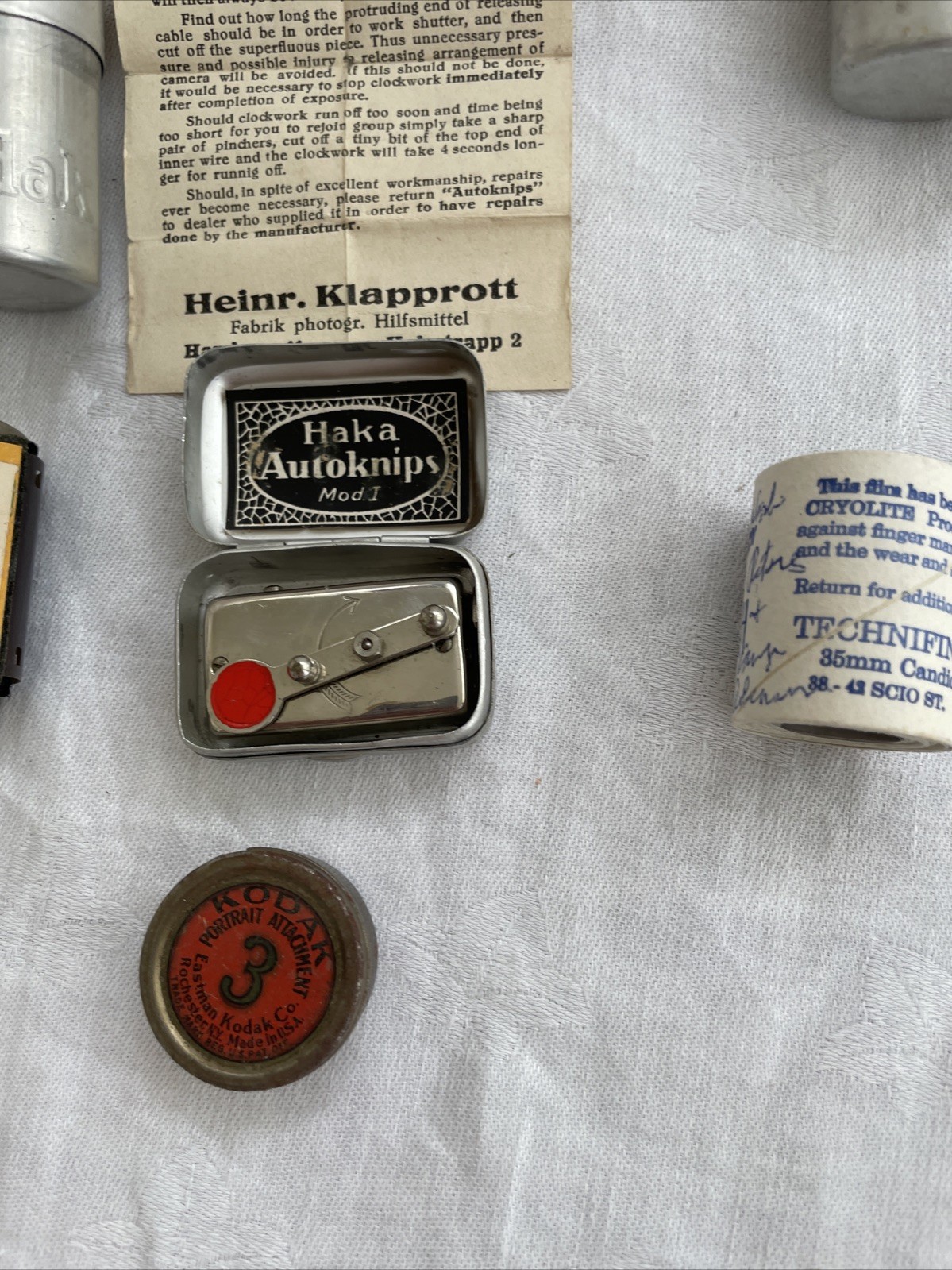 Vtg Mixed Lot Haka Autoknips Model I Germany/3Kodak Tins 1 Lens 2 Rolls READ