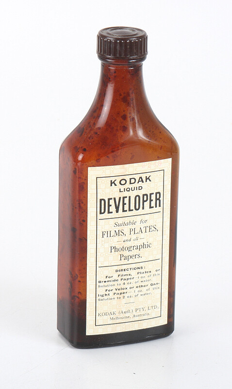 KODAK AUSTRALASIA EMPTY BOTTLE DEVELOPER FOR FILMS, PLATES & PAPERS/cks/197982