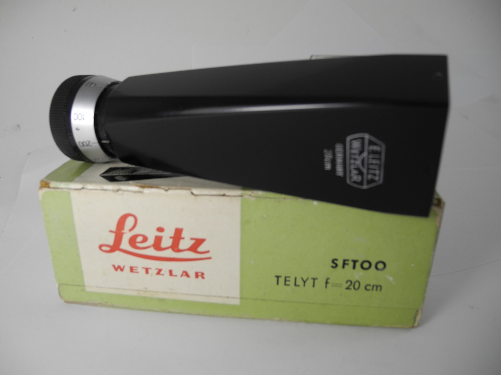 LEICA SFTOO Telyt 20cm 200mm finder only, MINT IN BOX PERFECT