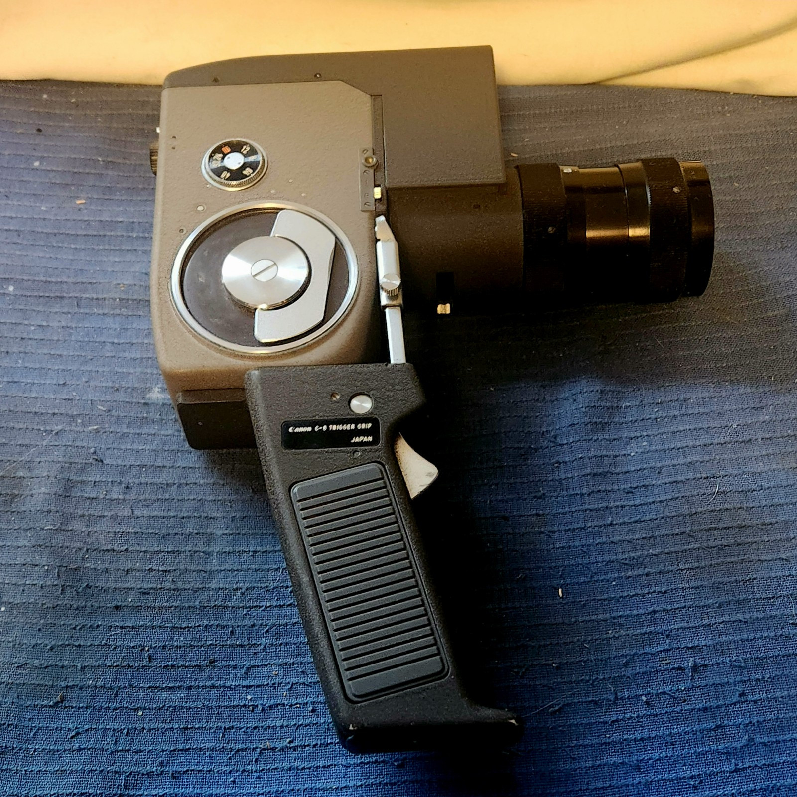 CANON ZOOM 8 REFLEX With Case C-8 Trigger Grip, Accessories For Parts