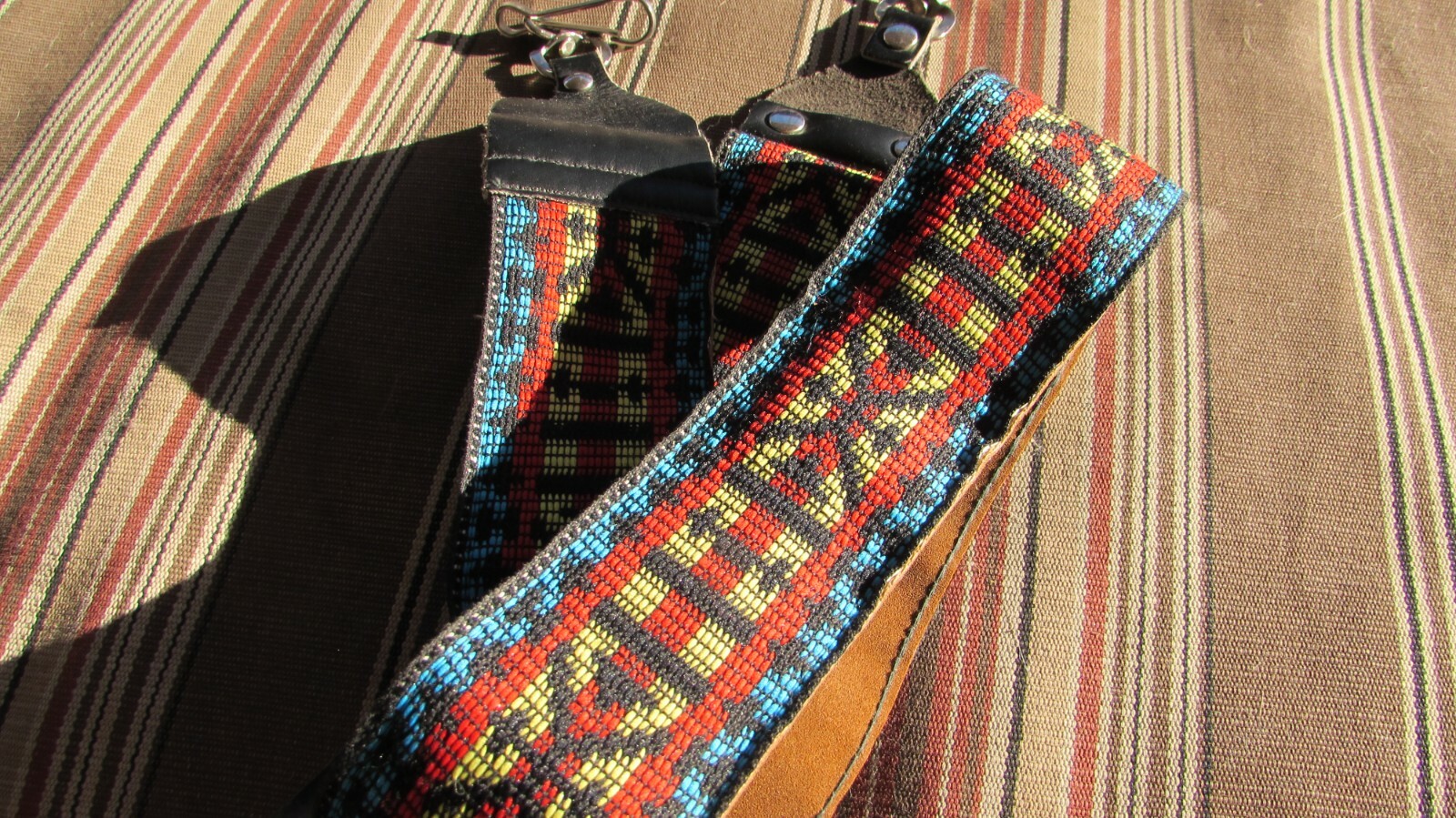 VERY NICE VINTAGE CAMERA STRAP WITH TYMER CAMERA SHOP IN WASHINGTON ADVERTISING