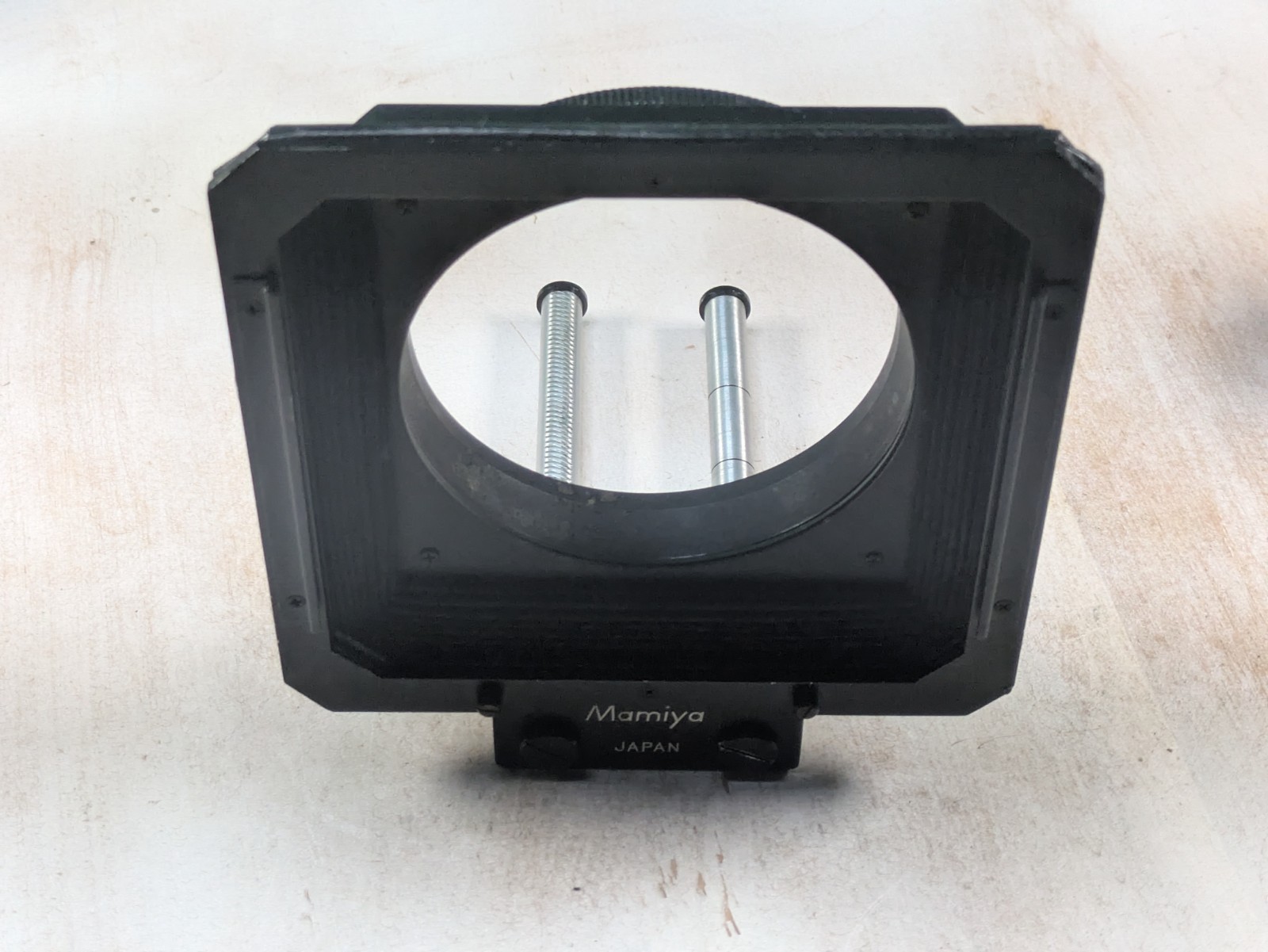 MAMIYA Japan G-2 RB/RZ Bellows Mount – Works, No Viable Light Leaks