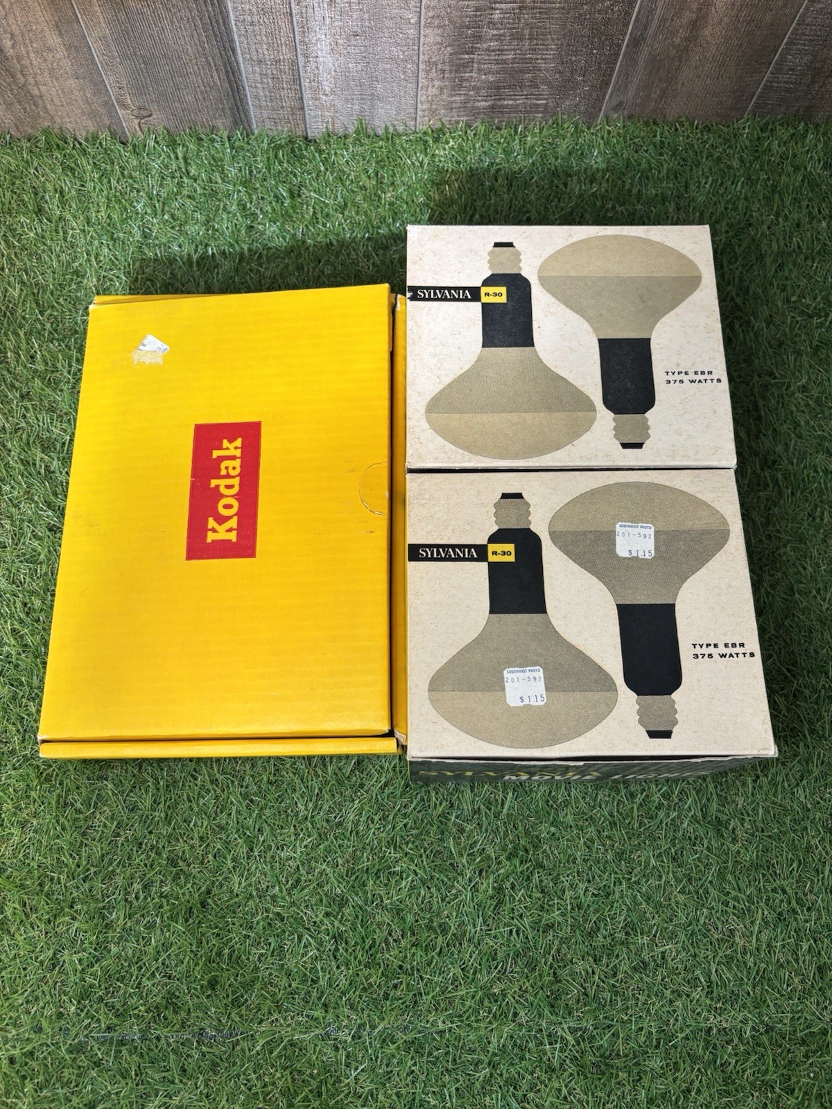 Vintage Kodak 3-Lamp Movie Light Model 1 Tested & Working w/ 3 Bulbs & Box