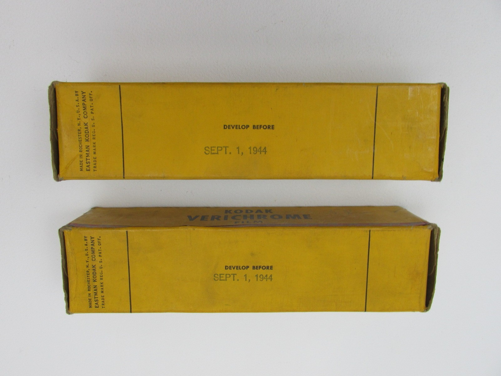 Vintage 1944 Kodak Verichrome Film V-104 Lot of 2 Sealed 5×4″