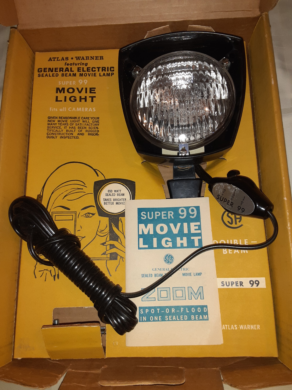 1960s GENERAL ELECTRIC SUPER 99 MOVIE SPOT LIGHT fits all cameras DOUBLE BEAM